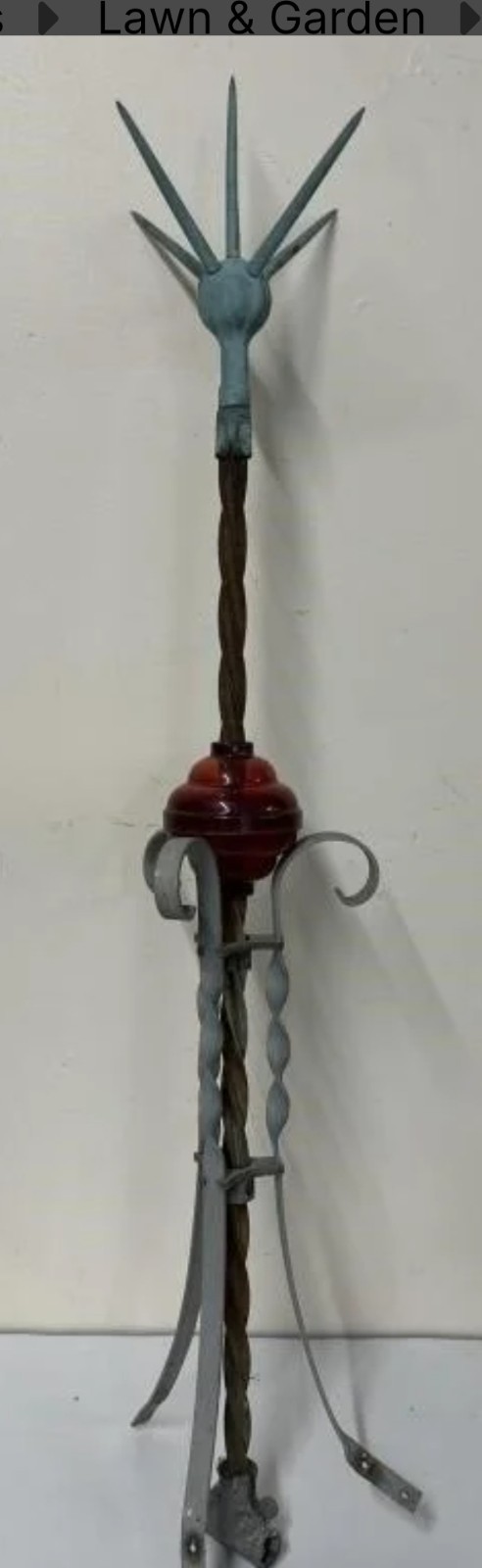 Picture 4 of 6