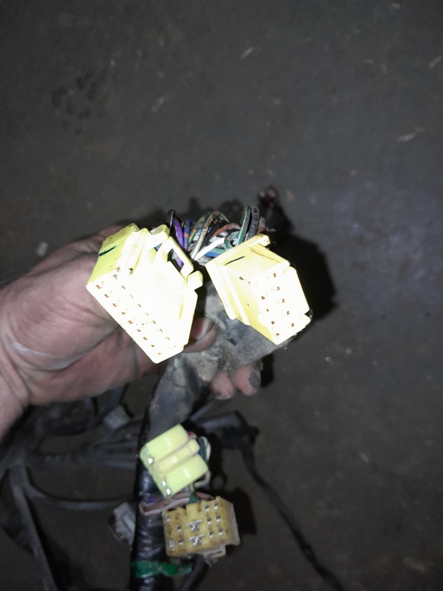 1988 Toyota Pickup 22re 2wd Auto Engine Wiring Harness | eBay