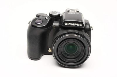Olympus SP-570UZ 10MP Digital Point&Shoot camera w/20x Optical Zoom *Read