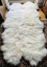 Lammfell Teppich 4er, nachhaltig,  in weiß am Lager. ca. 200 x 120  cm Felldecke