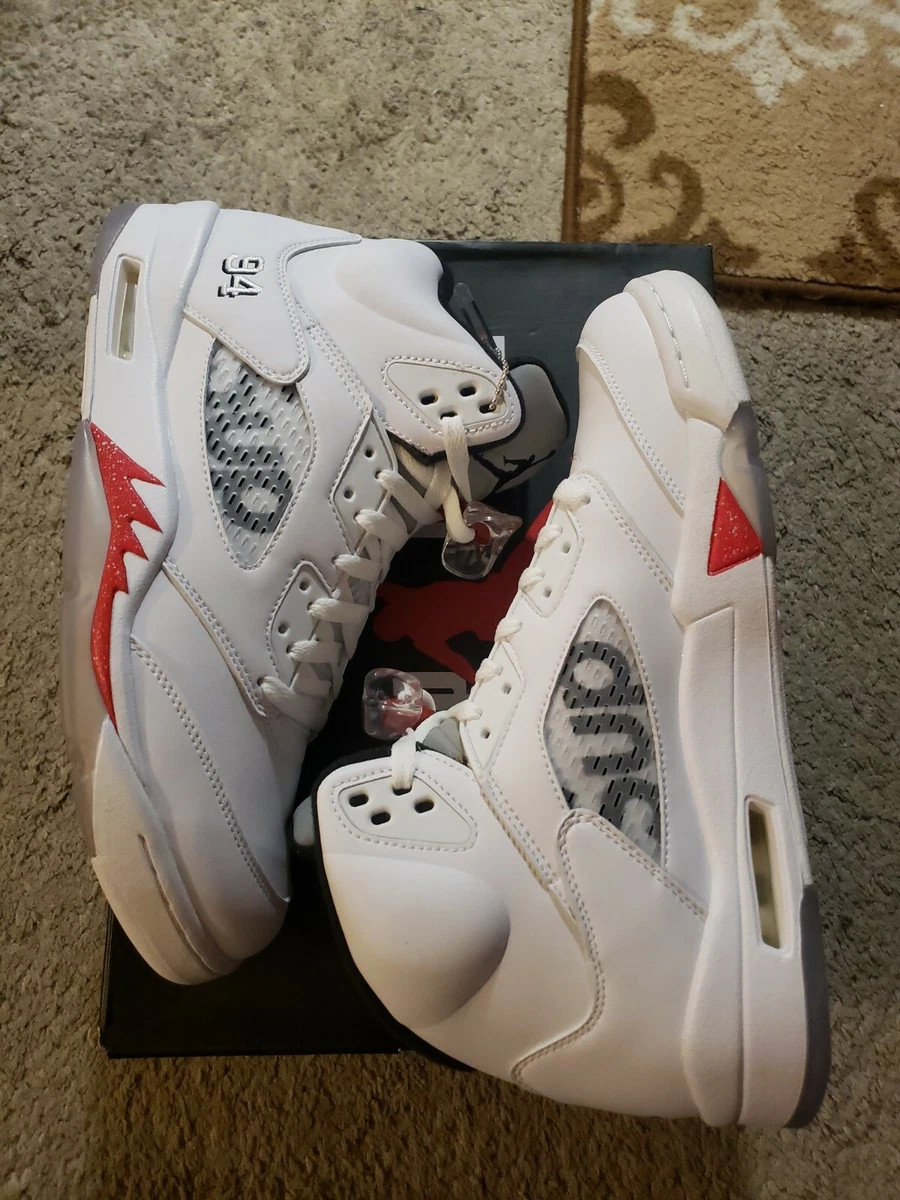 Supreme x Air Jordan 5 Retro White - огромный выбор по лучшим
