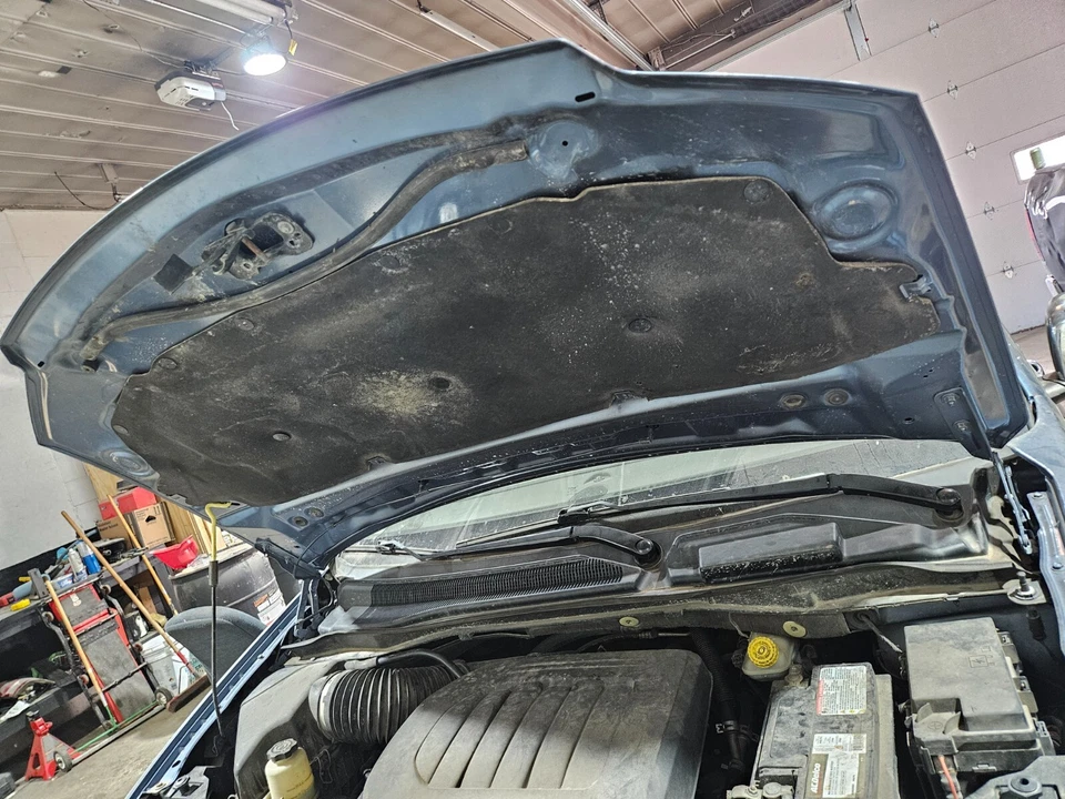 Se adapta a panel de capó Chrysler Town & Country 2011-2016 CH1230289 - Nuevo Foto 2 de 4