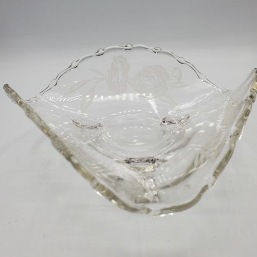 Fostoria Glass Company "Camellia" 3 footed tri-angle Dish - Picture 5 of 8