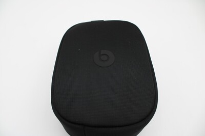 Beats Solo 4 Bluetooth Wireless On-Ear Headphones - Black and Gold - MC2L4LL/A