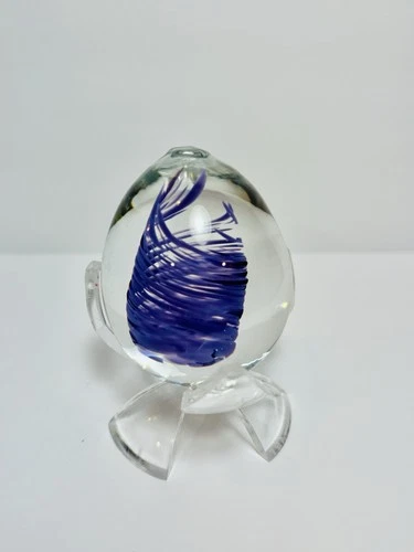 Beautiful HTF Blenko Glass Egg With Purple Frit