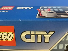 Lego City Money Transporter 60142 Brand New In Sealed Box