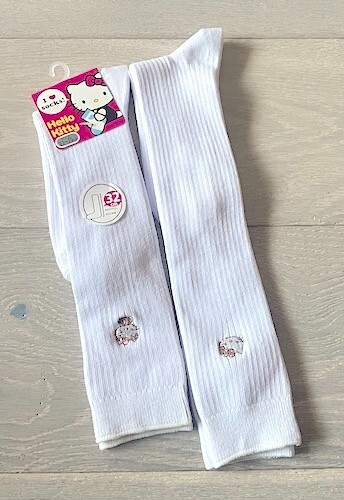 Hello Kitty White Knee High Socks School Socks Size 23-25cm 2pcs Sanrio Japan - Picture 1 of 8