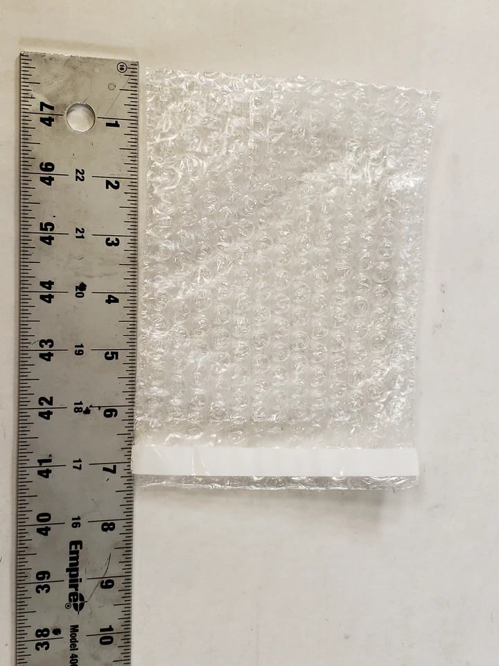 Case Of 450 pcs S-5140 Uline White Self Seal Bubble Bags 5" x 6"  - Image 4 of 4