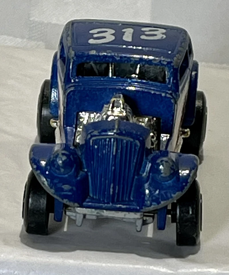 1982 Matchbox 1933 Willys Street Rod White Heat Blue #313 Diecast Plastic Nauru - Image 4 of 4