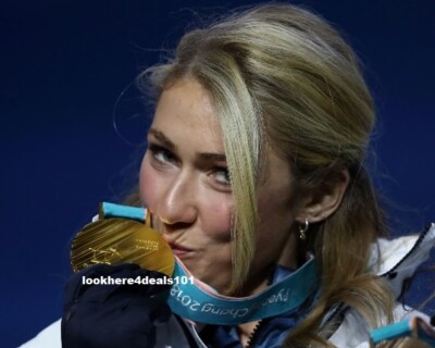 Mikaela Shiffrin Photo 8x10 Olympics 2018 Gold Medal USA Alpine Skiing Sports