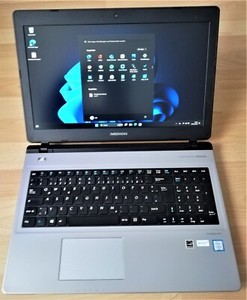 Medion Akoya E6435 (MD 60329) 15.6" Display FullHD - 8GB Ram- SSD Festplatte