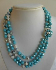 Collana firmata JAPAN 3 fili con sfere pietre in plastica colore turchese