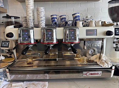 La Cimbali · Model: M100 · Type: Espresso Machine · Number of Groups: 3 · Power