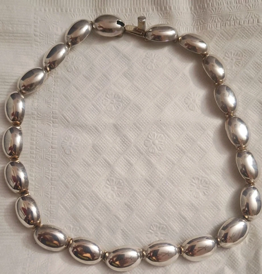 Collar Taxco grande vintage de plata esterlina con cuello de frijol macizo firmado 17" Foto 2 de 4