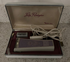 Vintage Lady Remington Electric Shaver Razor Kit w/Case working condition