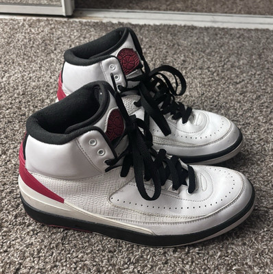 Air Jordan 2 Retros Mid Top Sneakers White/Black/Red 8.5