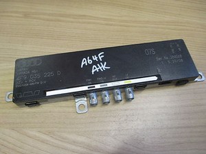 Antennenverstärker Audi A6 4F Avant 4F9035225D Verstärker Antenne