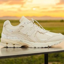 New Balance 2002R White for Sale | Authenticity Guaranteed New Balance 2002R White for Sale | Authenticity Guaranteed