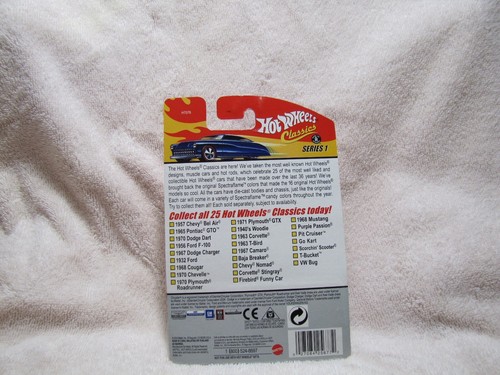 HOT WHEELS 2004 CLASSICS 1963 FORD T-BIRD GOLD 13/25 - Picture 3 of 3