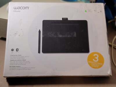 Wacom Intuos Bluetooth Graphic Drawing Tablet Portable CTL-6100WL/KO Black