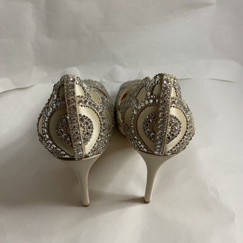 Badgley Mischka Witney Heel Ivory Satin Peep Toe Crystal Embellished Fairy Sz 8 - Picture 8 of 11