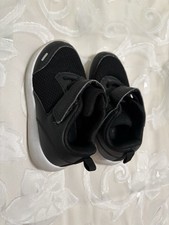 toddler Sneakers 7 Inches Long Light Weight