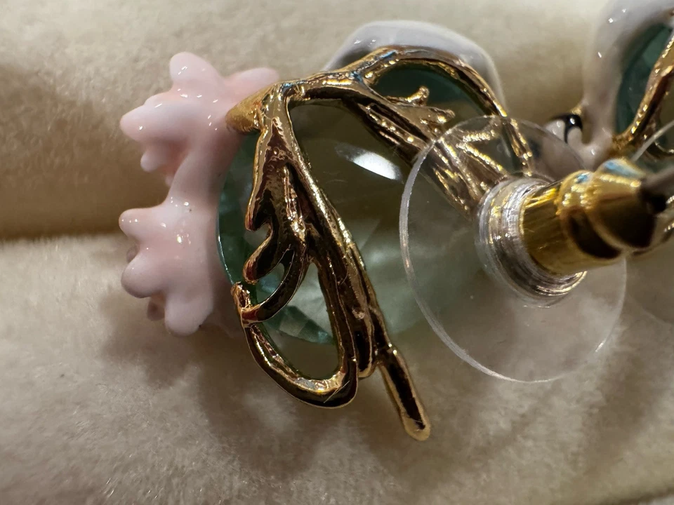 Pendientes Les Nereides Cisne Blanco Con Fluido Y Cristales Foto 3 de 4