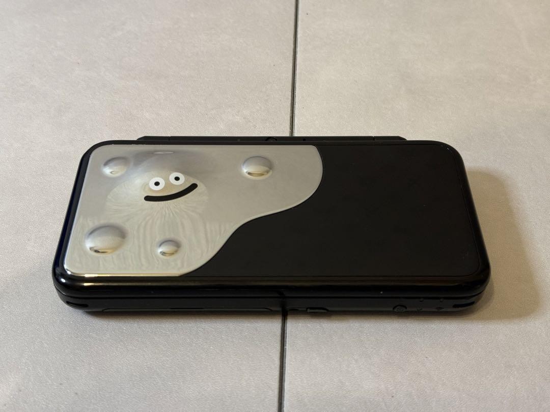 3DS/2DS/DS Nintendo2Ds Ll Main Unit Metal Slime Edition