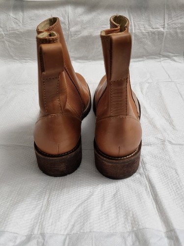 LL Bean Chelsea Ankle Boots Brown Leather Pull-On Women's Size 8.5M - Picture 4 of 17