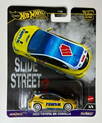 Hot Wheels Slide Street 2 - 2023 Toyota GR Corolla - Rain X 3/5
