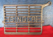 VINTAGE SINGER TREADLE SEWING MACHINE CAST IRON TREADLE  FROM A 1937 FRAME BASE