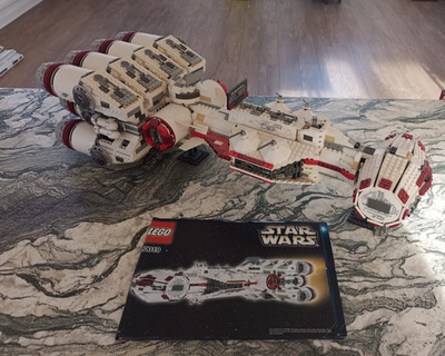 LEGO 10019 Star Wars UCS Rebel Blockade Runner 100% Complete