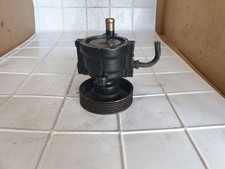Pompe direction assistée Renault AVANTIME