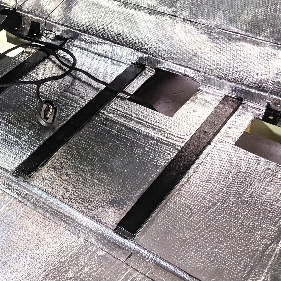 Alfombrilla aislante amortiguador térmico sonido 16""x10"" 10 pies cuadrados para Ford F-150 2001-2017 Foto 4 de 4