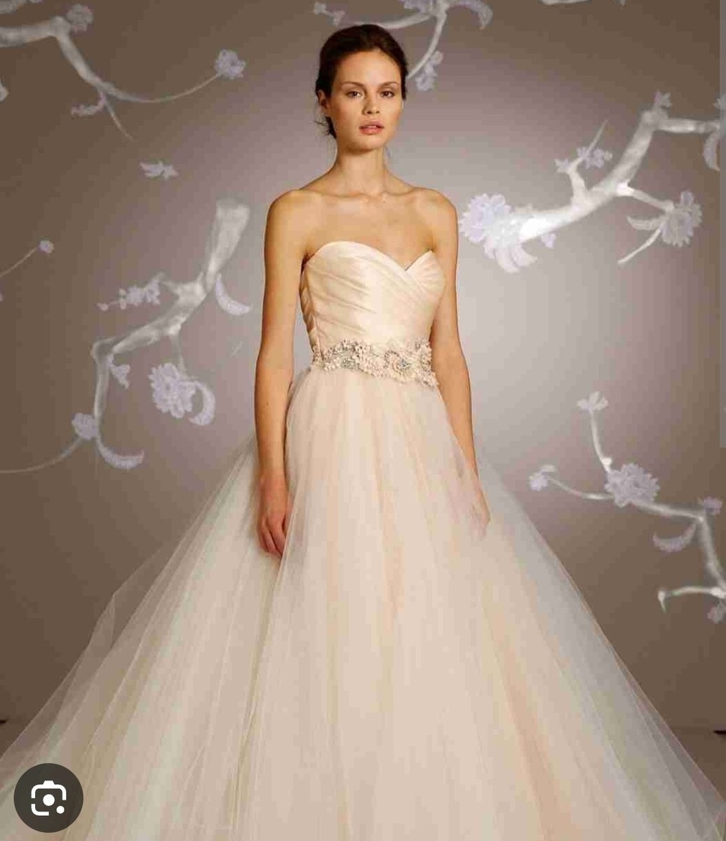 Size 16 lazaro wedding gown in ivory UK
