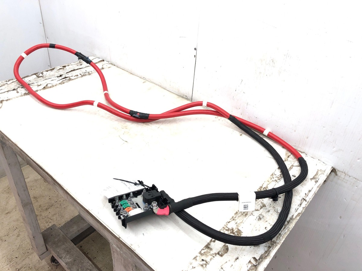17-20 MASERATI LEVANTE M161 POSITIVE BATTERY POLE CABLE 670032363 