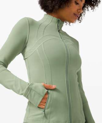 新品⭐️ルルレモン Define Jacket サイズ6 グリーン Lululemon Define Jacket - Vista Green - lulu fanatics