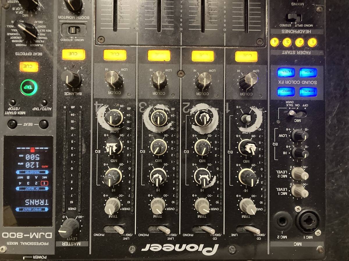 Pioneer DJM-800 プロフェッショナルミキサー DJM-800 (archived) 4-channel high-end digital mixer (black