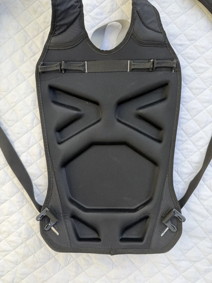 Adaptador de mochila Ortlieb sistema de transporte bicicleta Vario *convertir alforja en mochila* Foto 2 de 4