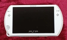 Sony PSP GO PSP-N1000 - Compact Gaming Device