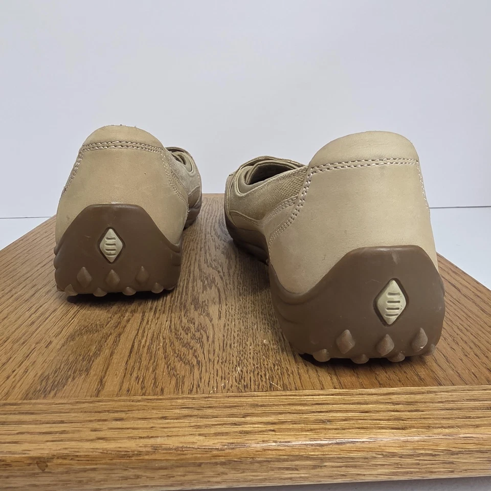 Zapatos Lands' End para mujer talla 9,5 tostados Mary Jane sin cordones punta de goma al aire libre planos Foto 4 de 4