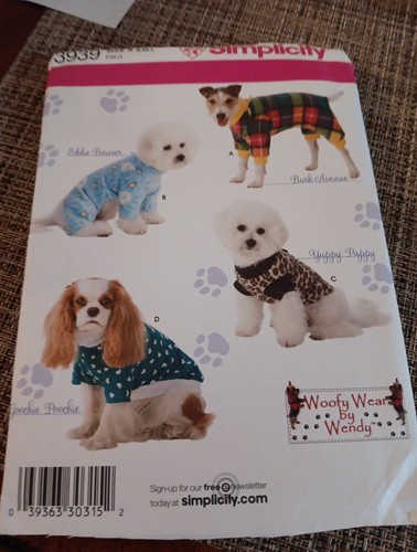 SIMPLICITY #3939 DOG CLOTHES IN 3 SIZES S,M,L Wooofy Wear By Wendy Uncut FF - Picture 1 of 5