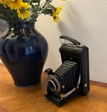Vintage  Kodak Vigilant Six-20 Folding Camera  Kodak Anastigmat f/8.8 100mm