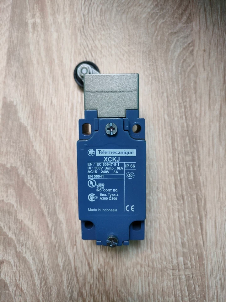 Telemecanique XCKJ Endschalter 1 Stück