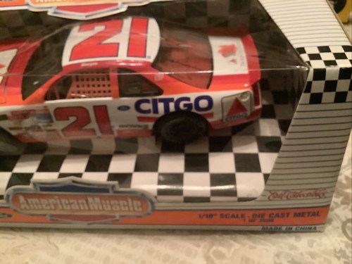 Ertl 1/18 Scale Diecast 7016 - Ford Thunderbird 1995 Wood Brothers Citgo #21 - Picture 10 of 11