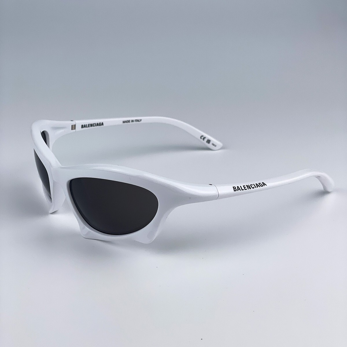 Balenciaga Men AUTHENTIC Sunglasses White Grey Bat Rectangle
