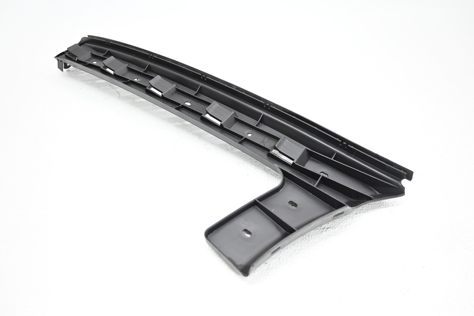⭐ 06-12 Bentley Continental Rear Right Bumper Guide Bracket Mount Support Oem