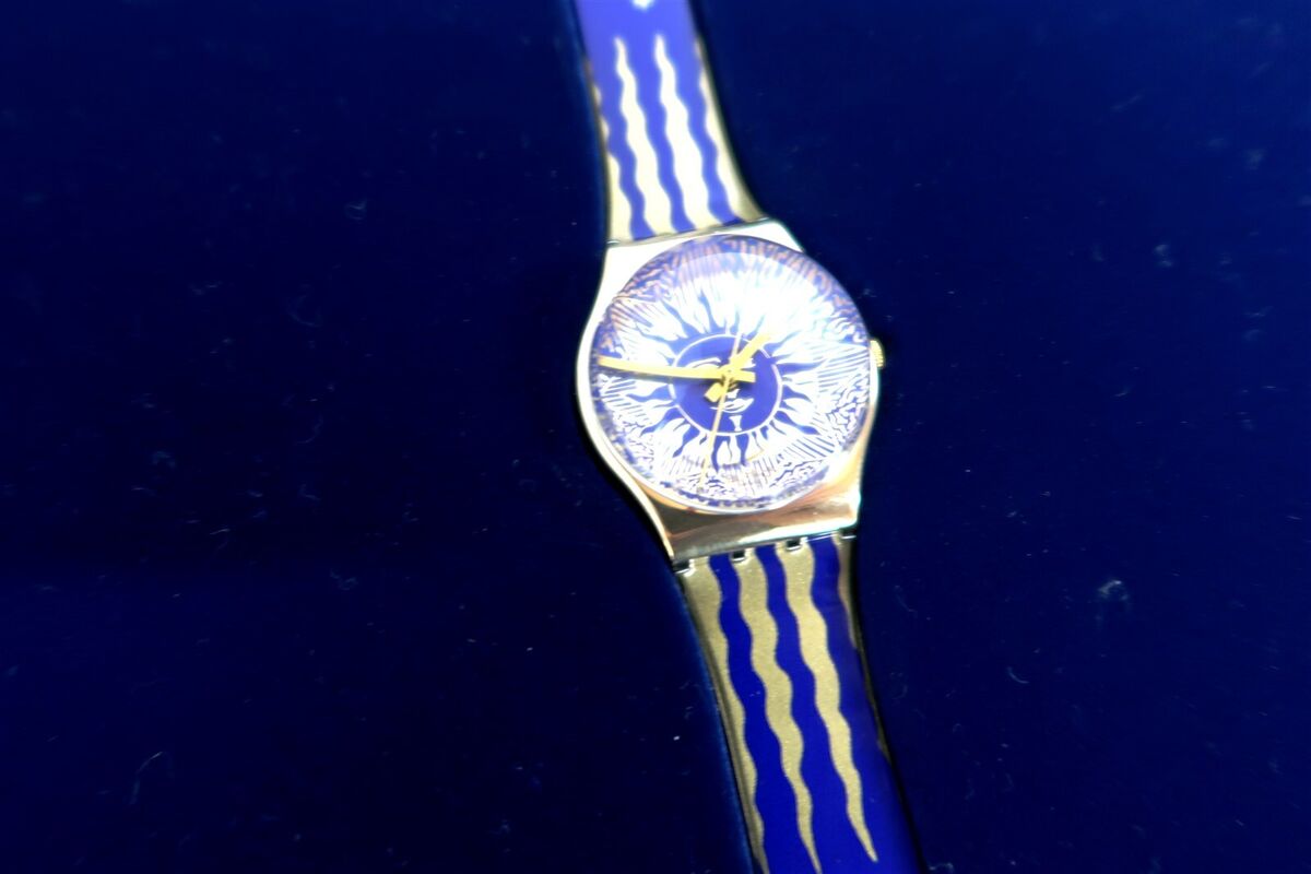 Swatch Watch HOCUS POCUS GZ122 NEW in Orig Tin 1991 Christmas Special Edition Swatch Watch HOCUS POCUS GZ122 NEW in Orig Tin 1991 Christmas Special Edition