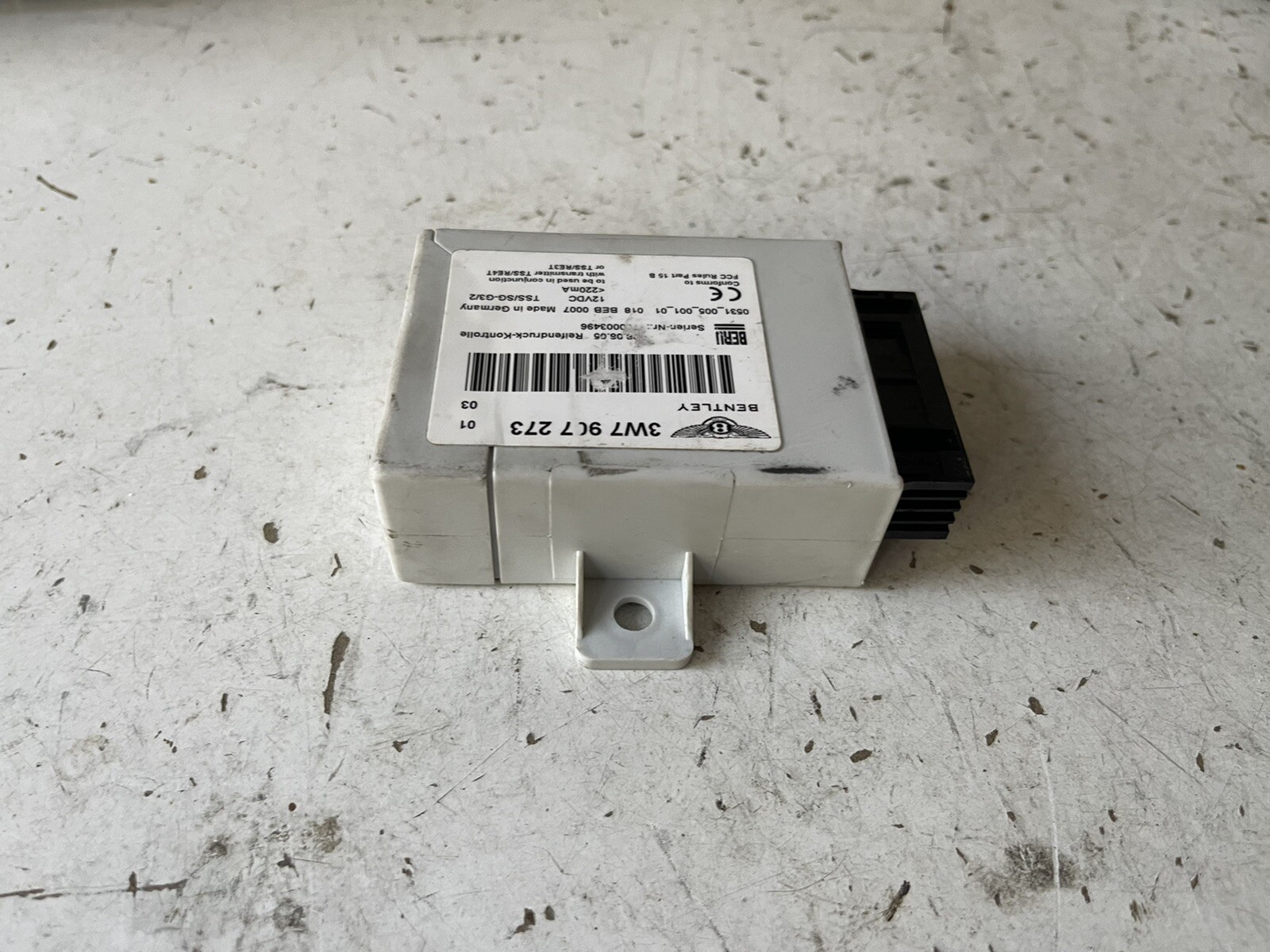 2006-2012 BENTLEY CONTINENTAL FLYING SPUR TPMS TIRE PRESSURE MONITOR MODULE OEM
