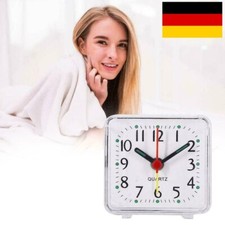 2026 NEU Weiß Wecker Quarz analog leise ohne Ticken mit Licht Tischuhr DE